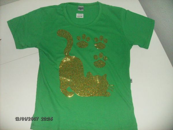 BABY LOOK VERDE COM GATINHO DOURADO